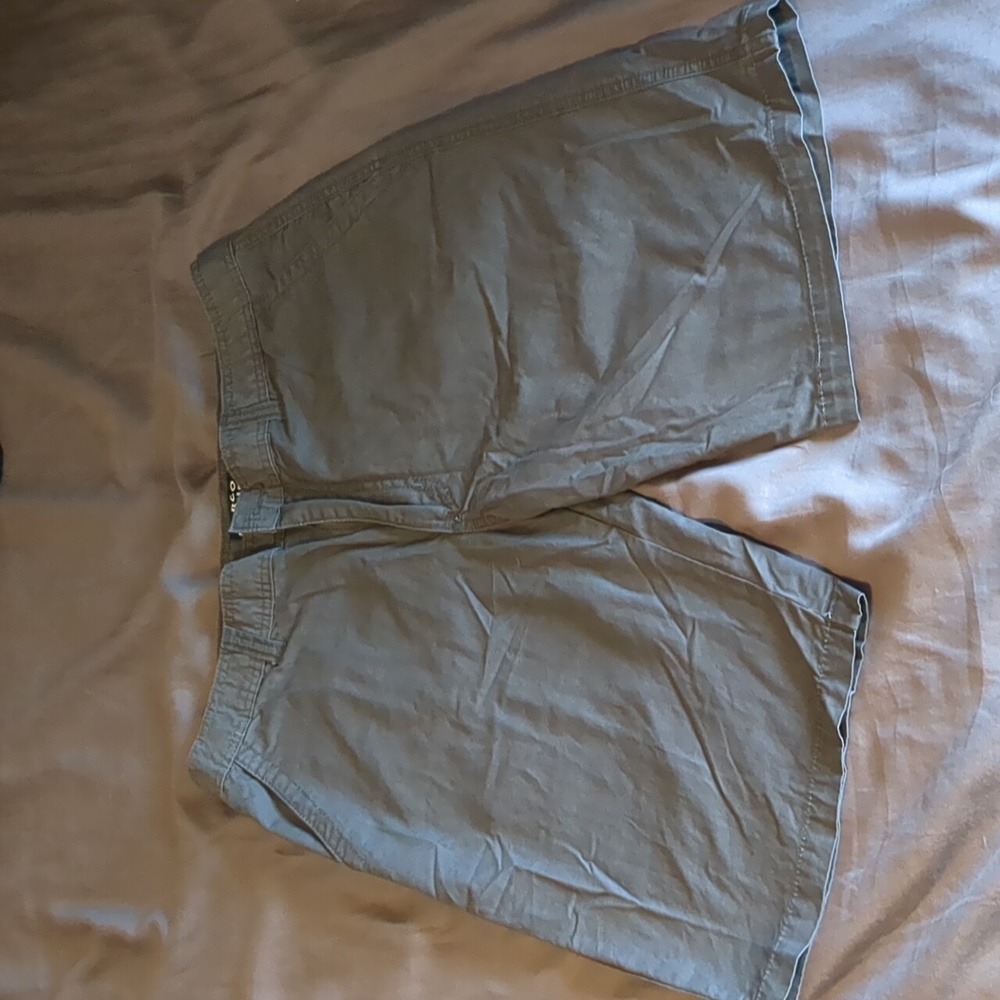 Men's Dark Grey Cargo Supplies Trilogy Sportswear Brand Shorts Size 36
